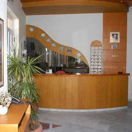 Apartahotel Daisy
